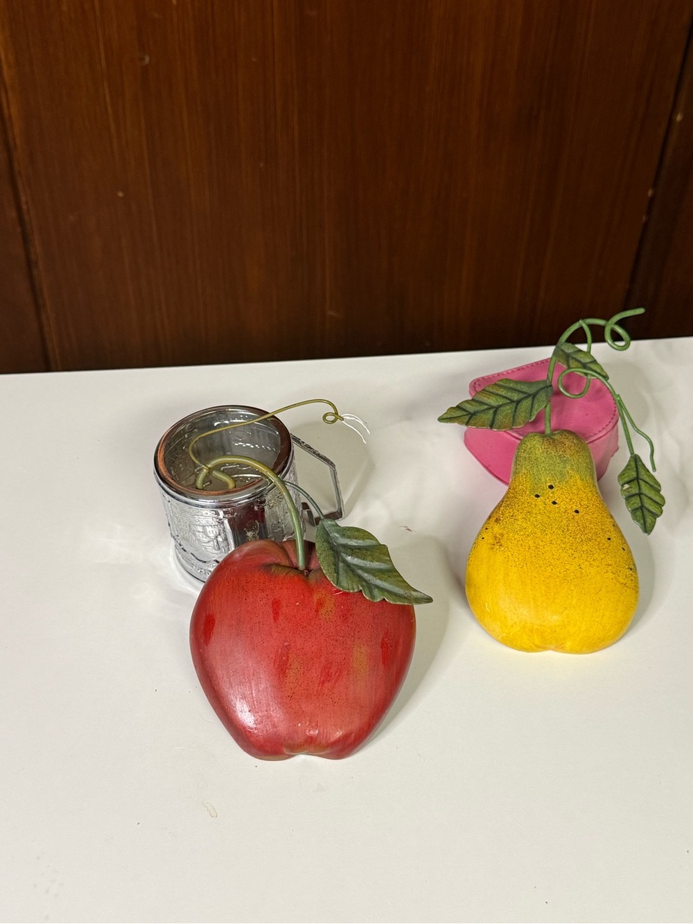 Home Interiors  Apple and Pears design Wall plaques